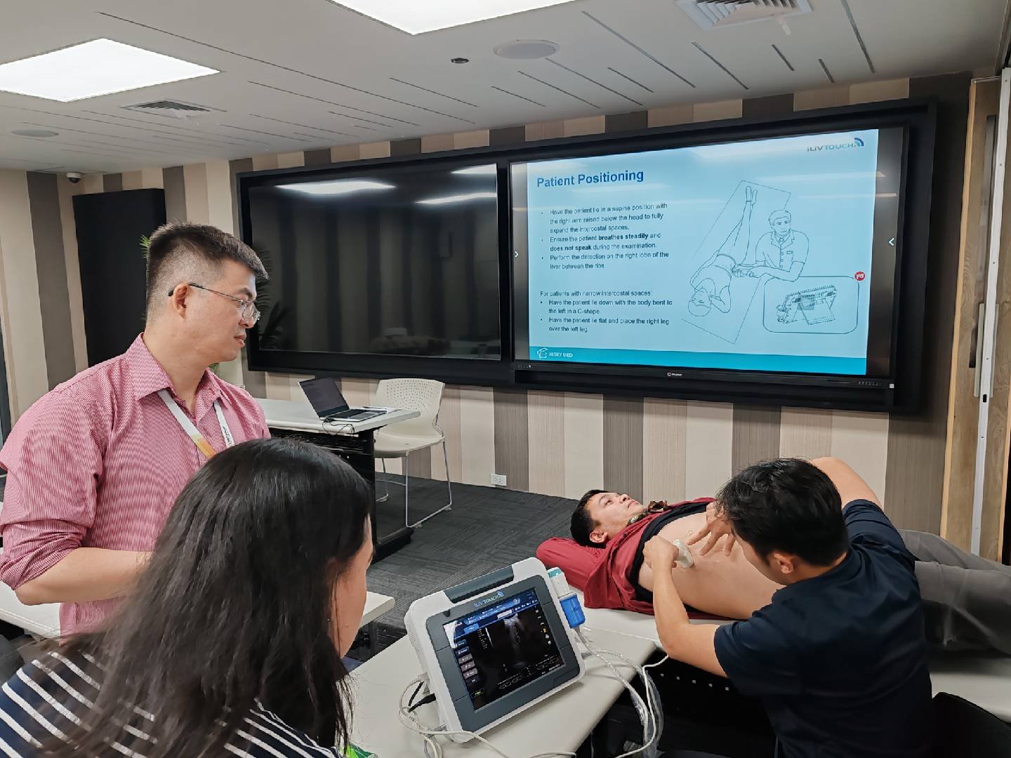 Medbanc Team Strengthens Product Knowledge Through iLivTouch Training